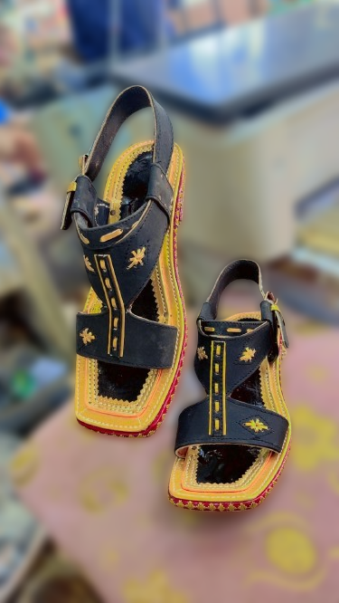 Premum Leather Nubic Strap Black