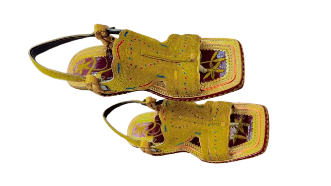 Golden CR lava geeta