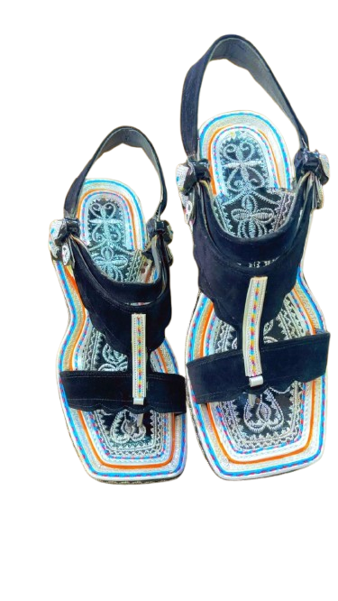 Black lava getta cover